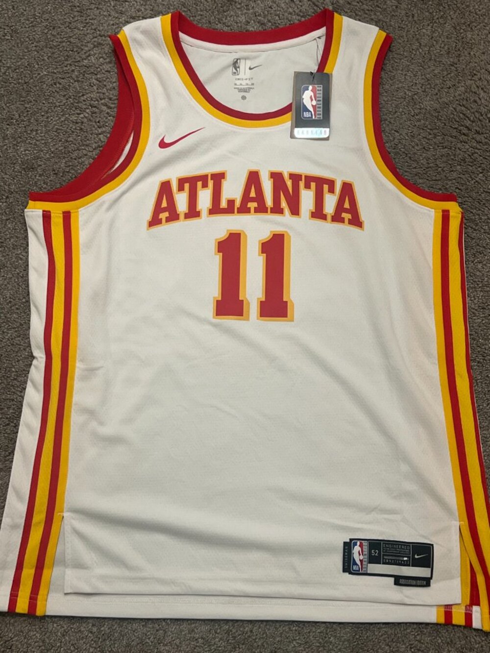 ATLANTA HAWKS Trae Young NNBA AUTHENTIC JERSEY SZ XL